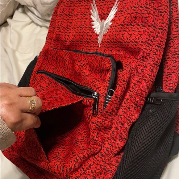 Maverick red and black backpack - Picture 8 of 9